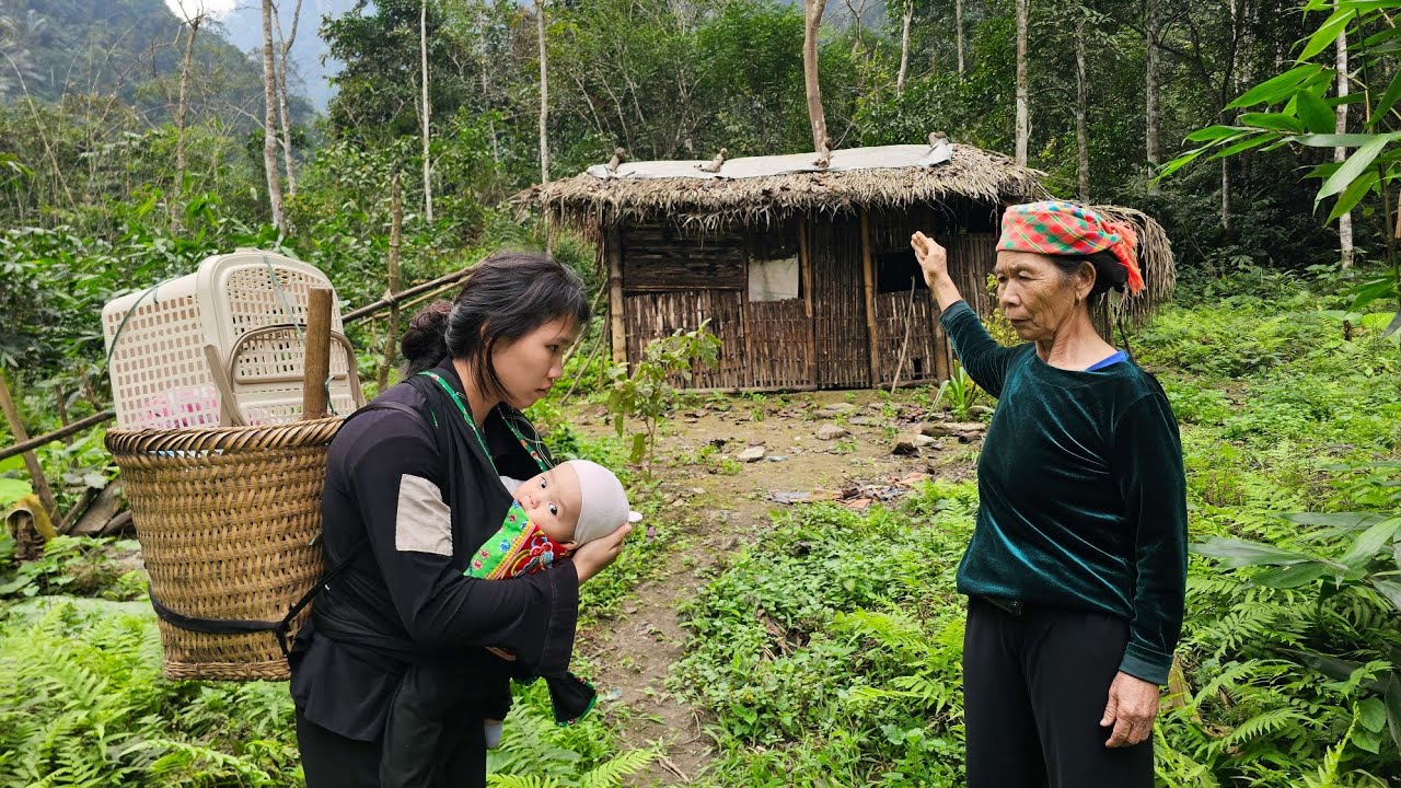 The kind old woman donated an abandoned house to a poor, homeless single mother.-Kind Woman Donates Abandoned House to Homeless Single Mother