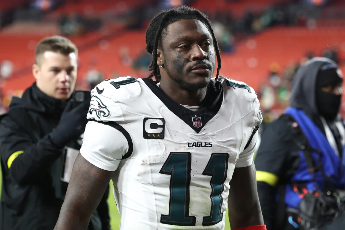 关于爱国者队 AJ Brown 交易追求的最新消息包括何时发生