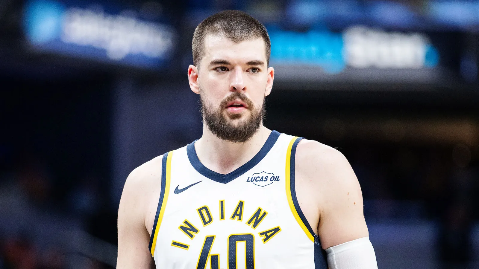 Ivica Zubac is out for the season with a broken rib.