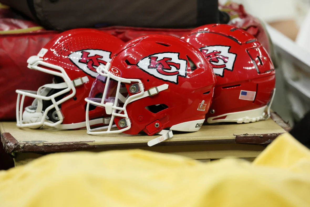 Kansas City Chiefs join future Hall of Famer