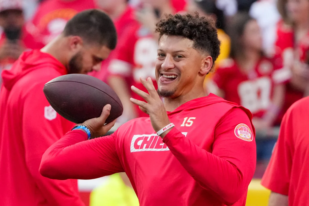 帕特里克·马霍姆斯 (Patrick Mahomes) 正在迅速为第一周的 KC Chiefs 做好准备？
