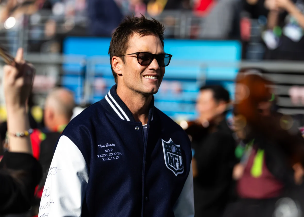 如果汤姆·布雷迪出售突袭者队股份以重返 NFL，他将获得 5 个席位，其中包括小马队