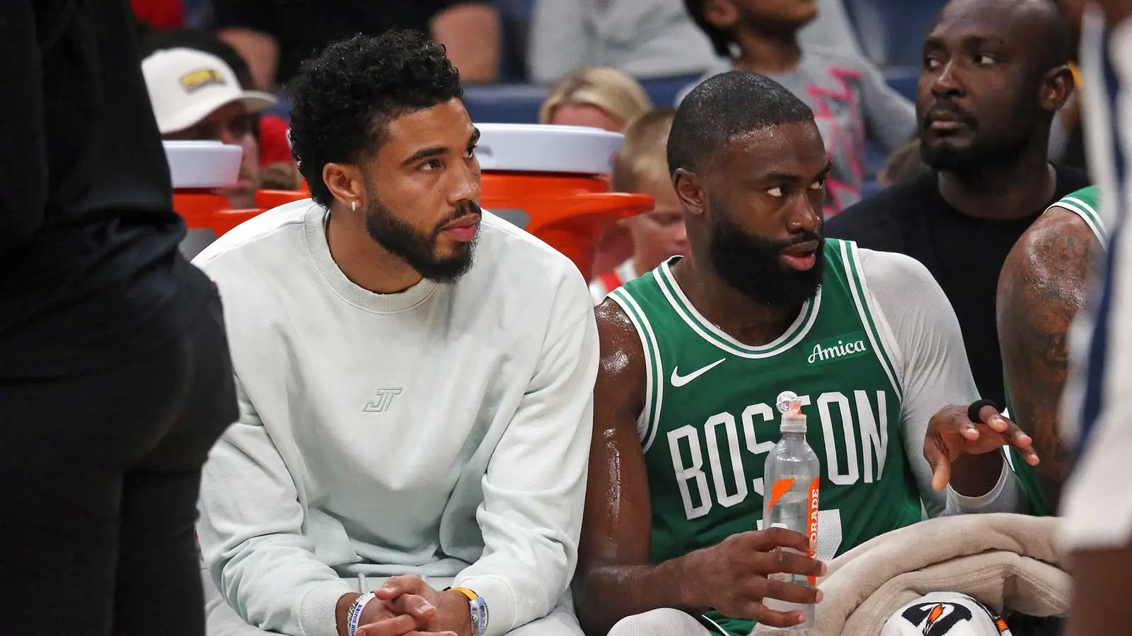 比尔·西蒙斯在 ESPN 的杰森·塔图姆和杰伦·布朗辩论中落败