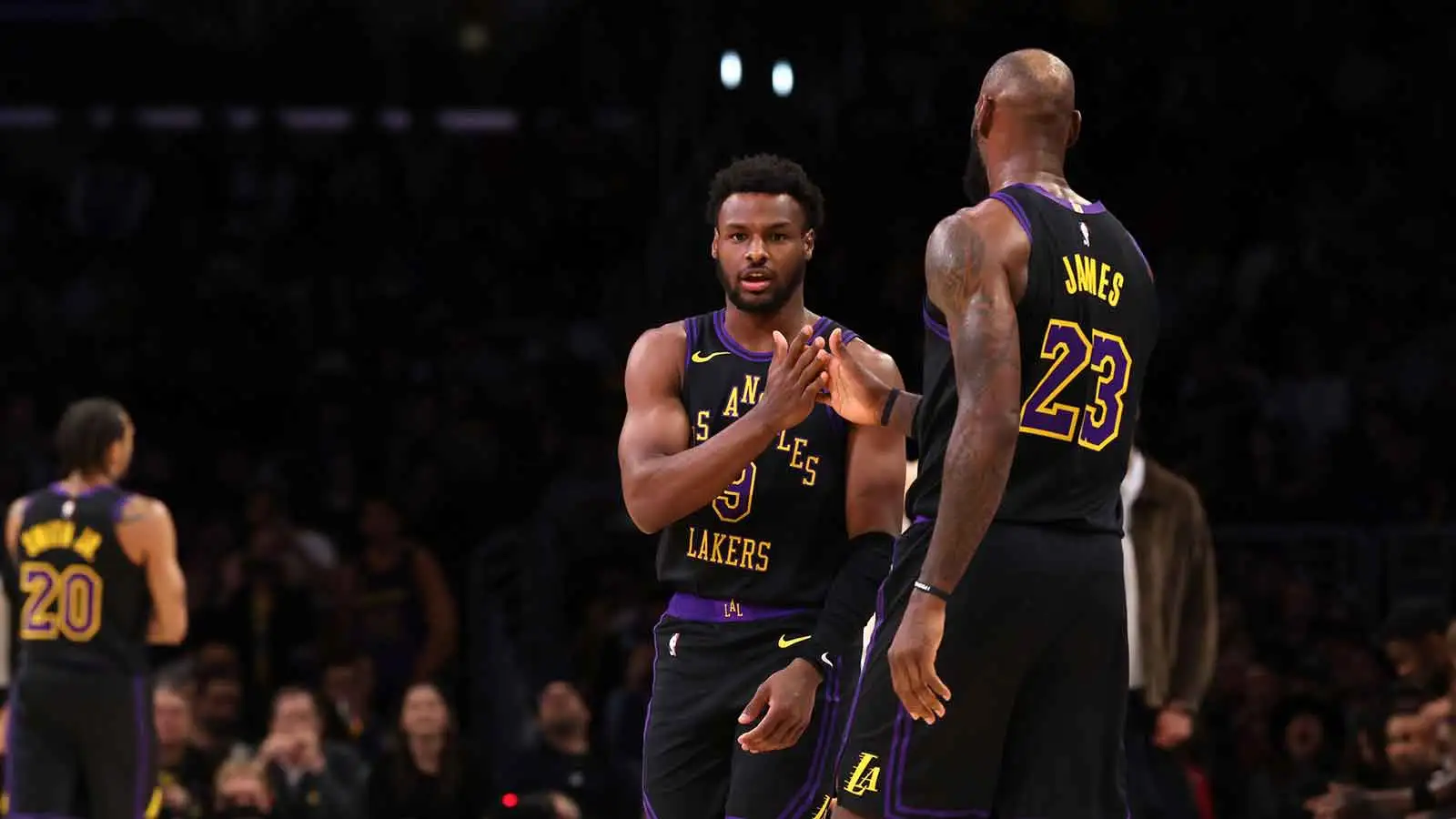 布朗尼和勒布朗詹姆斯父子助攻創造 NBA 歷史