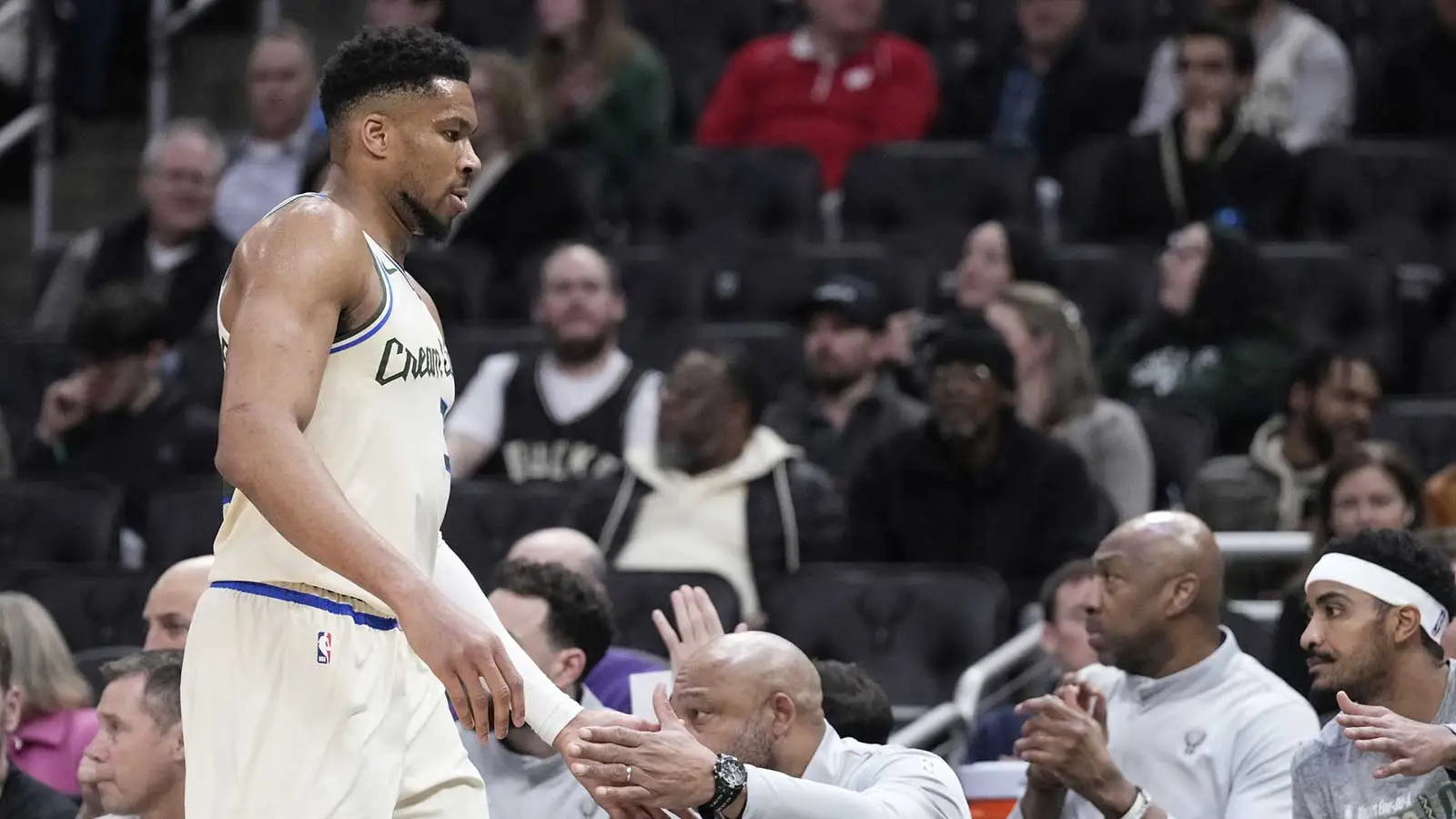 Is Giannis Antetokounmpo playing tonight? bucks vs hawks injury report