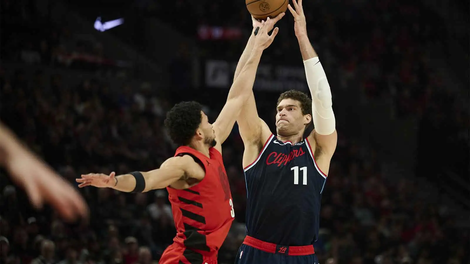 Brook Lopez makes NBA history in Mavs clash