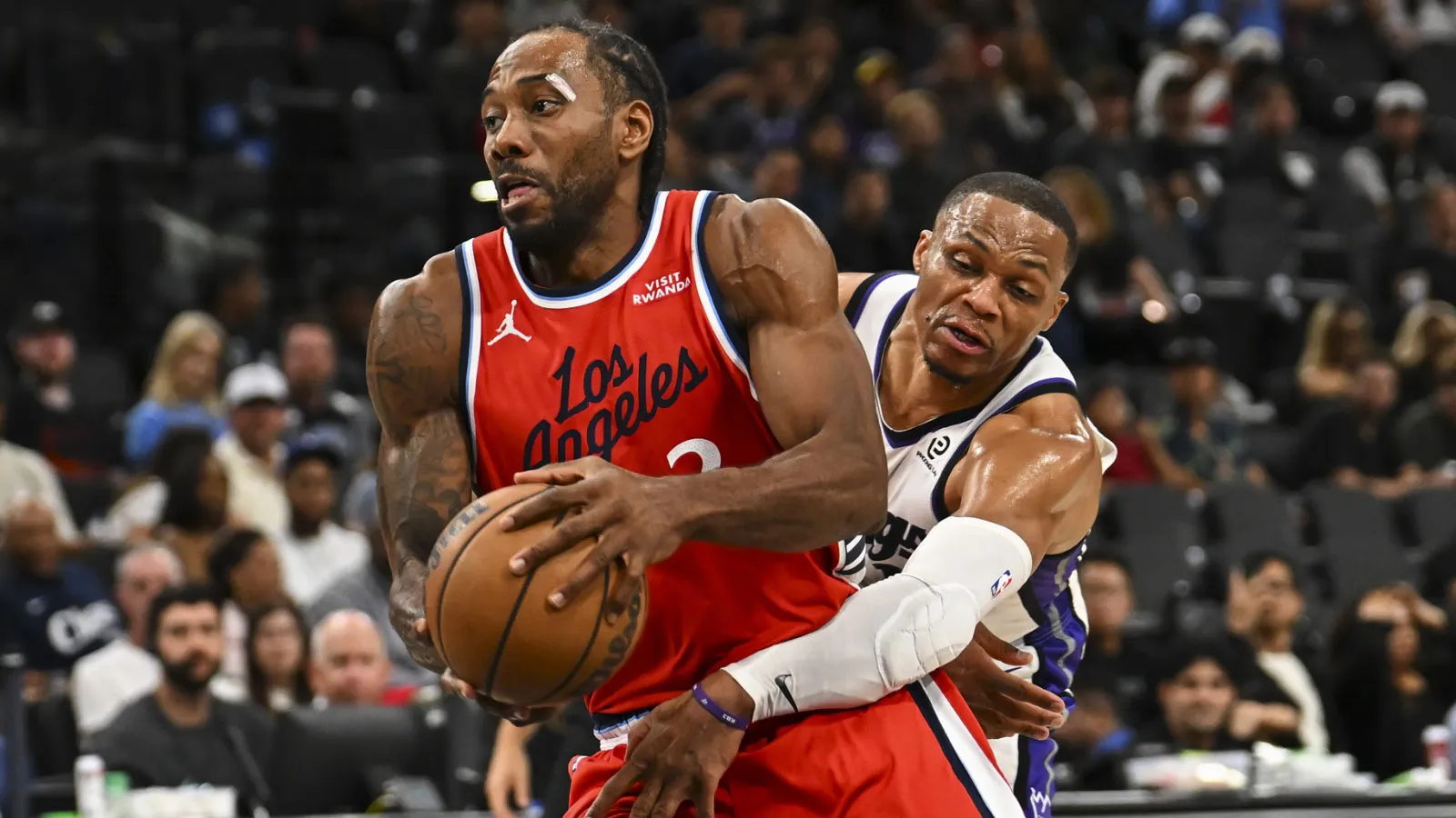 Kawhi Leonard’s injury status after missing Spurs game