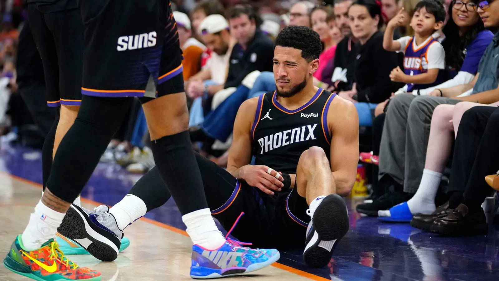 Devin Booker gets 100% in Phoenix’s playoff seeding chase