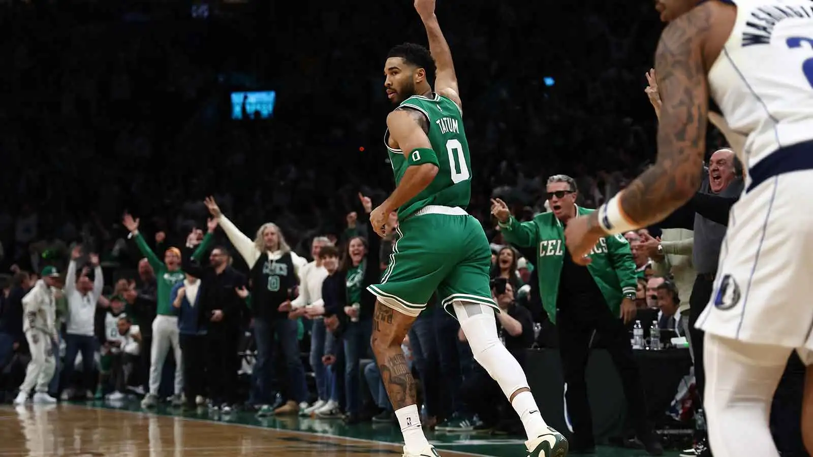 杰森·塔图姆的出色首秀让凯尔特人队球迷开始思考 NBA 总决赛