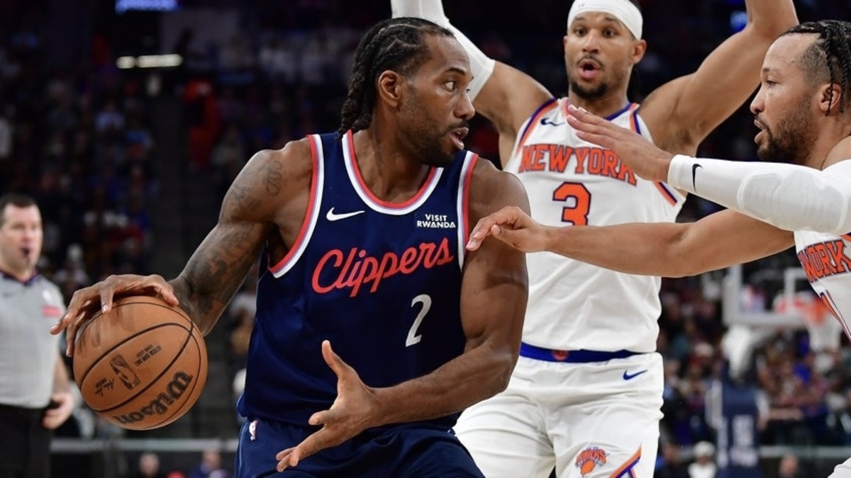 LA makes NBA history after starting 6-21 this season