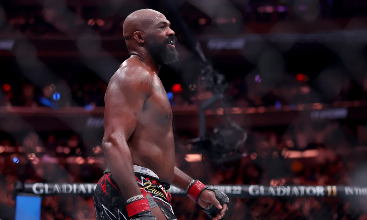 八角籠外的 6 名對手，包括 Ngannou 和 Lesnar