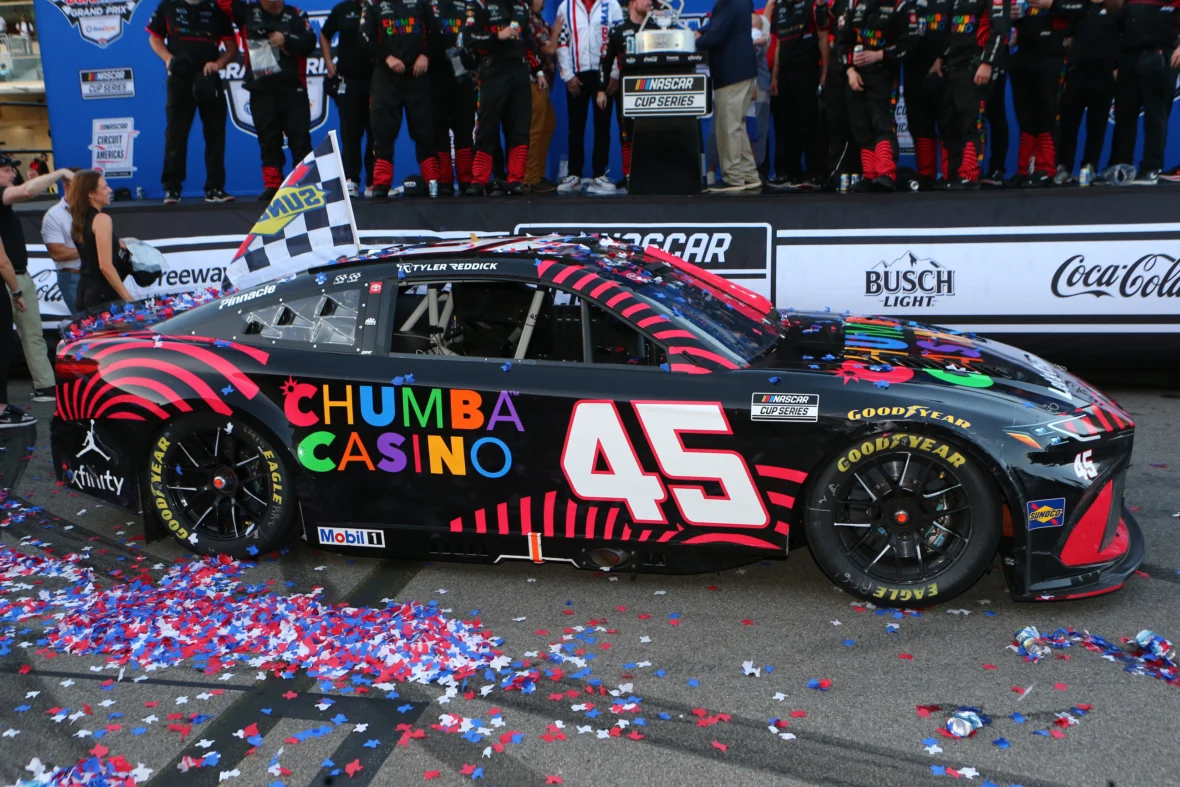目前 10 位最佳 NASCAR 車手