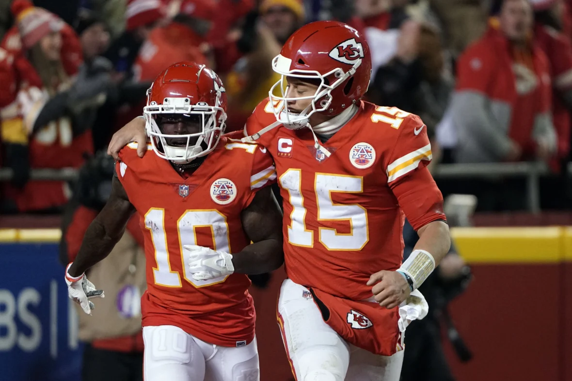 KC Chiefs make big trade for former top pick, locked-in QB2 and potential Week 1 starter