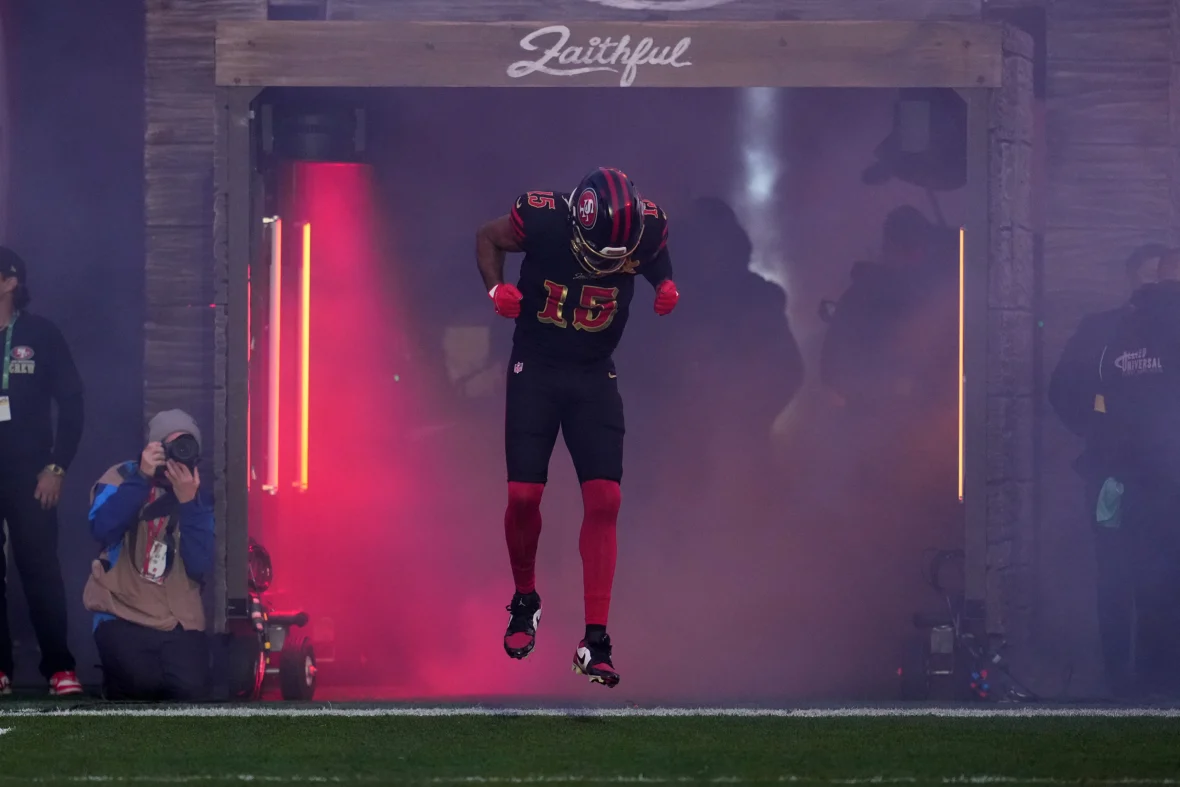 Projecting landing spots for the top remaining NFL free agents on offense