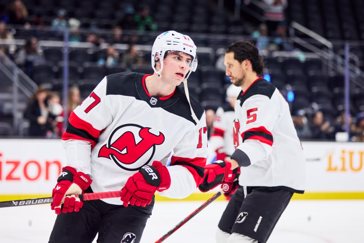 Simon Nemec, Dougie Hamilton, Blueline Buzz