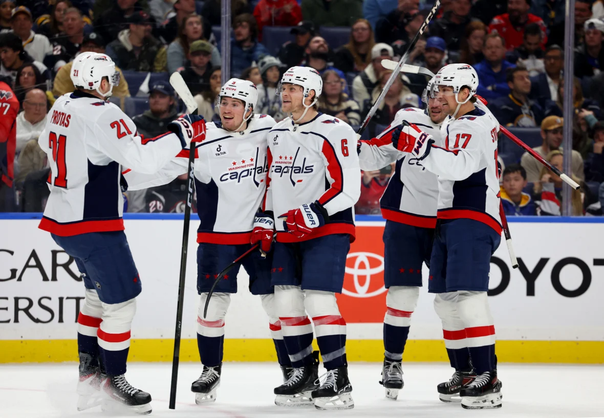 Caps upset red-hot Sabers in Buffalo