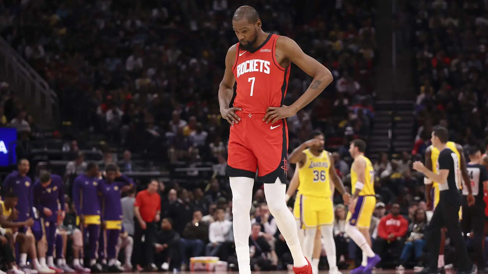 Kevin Durant reacts to Lakers’ strategy that silenced them in clutch