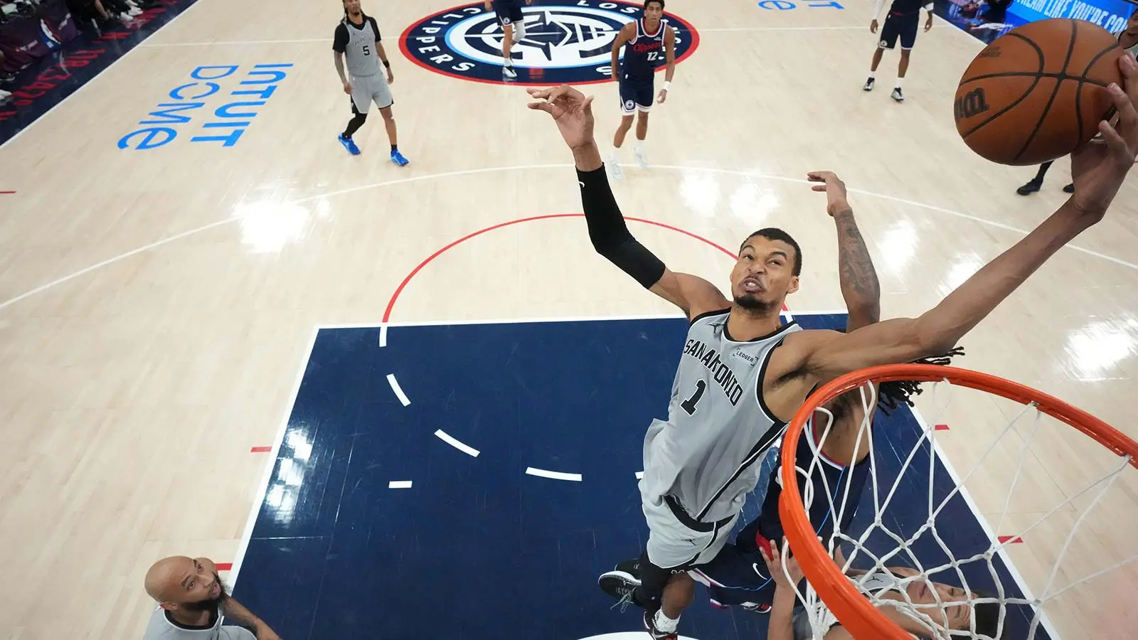 How a ‘locked in’ offseason prepared San Antonio for a title push