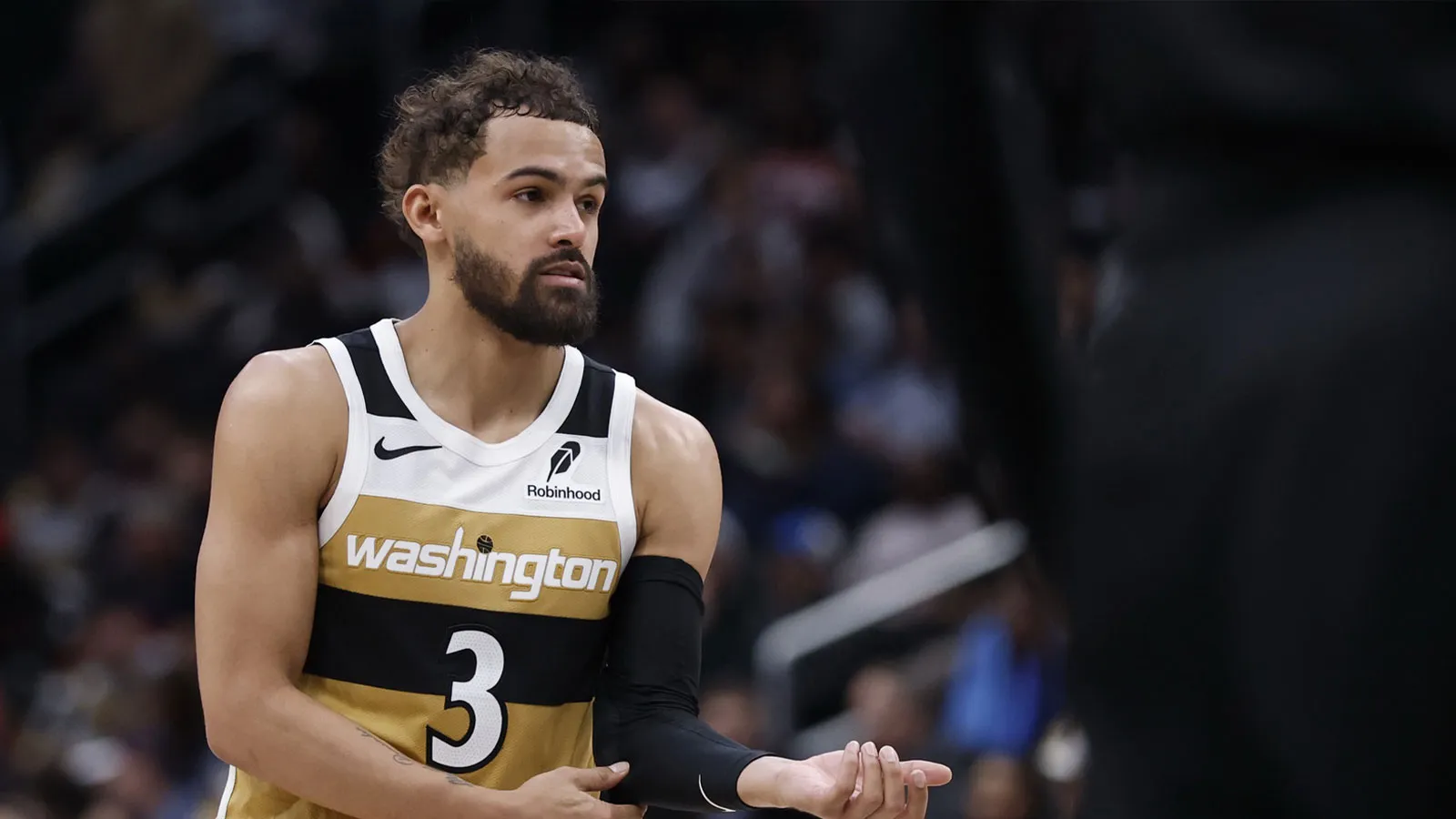 Trae Young’s quick reaction to Washington’s debut