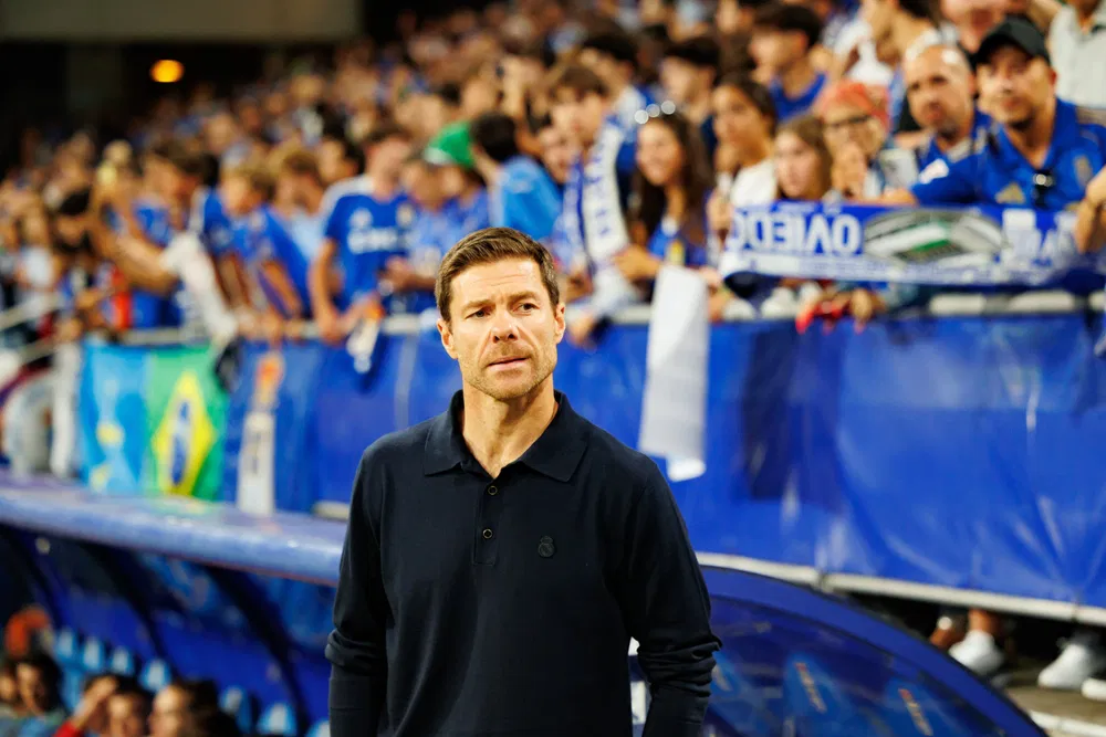 Arne Slott ‘on the brink of the sack’ – Big name replacement now ‘ready’ for Liverpool