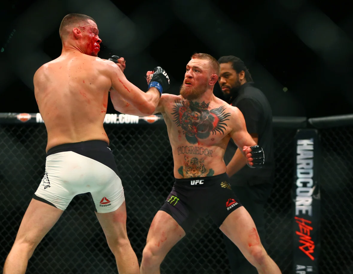 查尔·索南 (Chael Sonnen) 给 UFC 球迷带来坏消息，他们希望麦格雷戈对阵迪亚兹 3