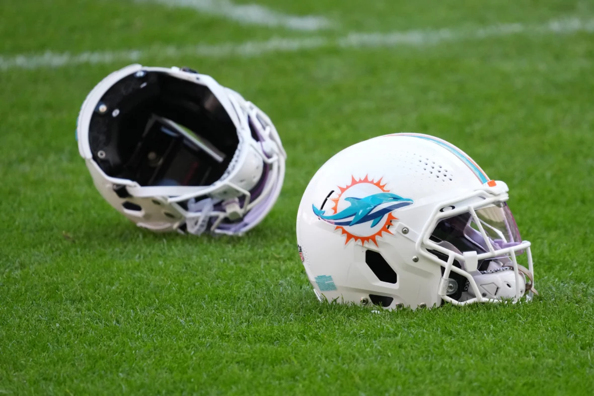 多名 NFL 高管在新报告中批评海豚队休赛期的举动：“你在做什么？”