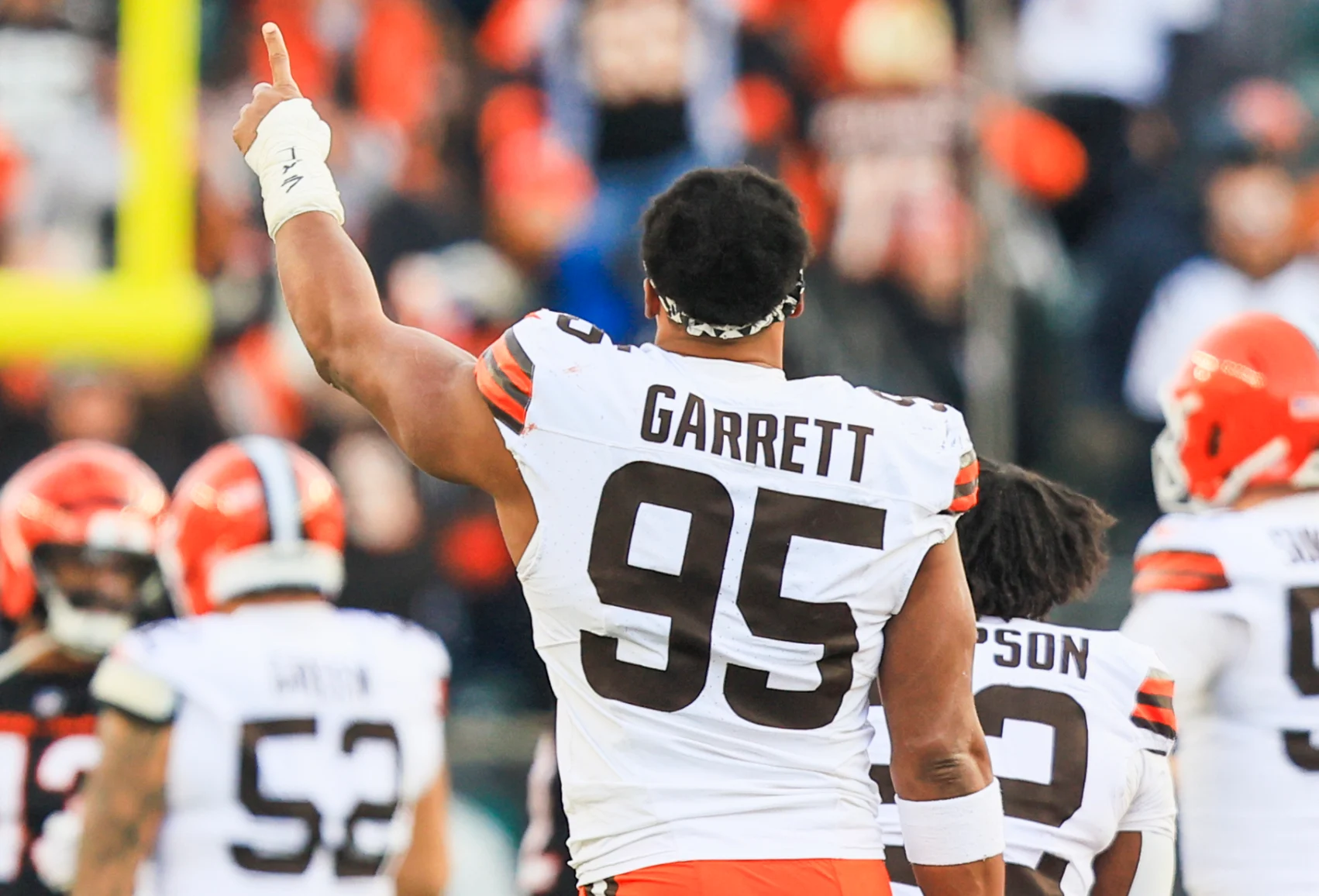6 teams that could trade Myles Garrett during the NFL Draft, including the Jets and Eagles