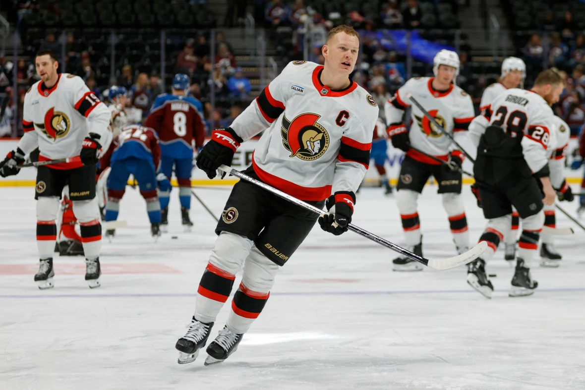 布雷迪·特卡丘克 (Brady Tkachuk) 在交易傳聞中與令人驚訝的 NHL 球隊聯繫在一起