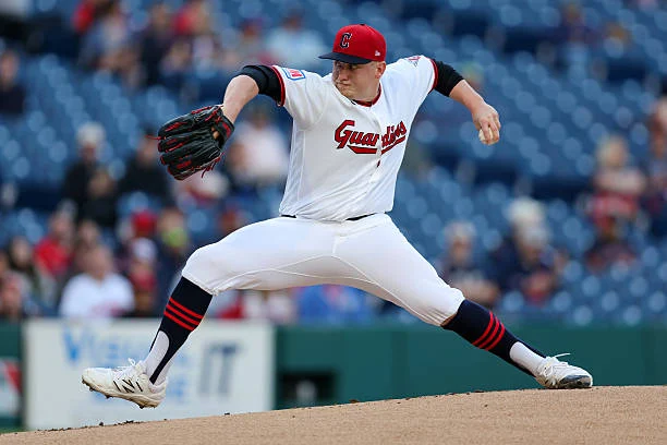 Messick takes no-hitter into ninth, gives up on first pitch
