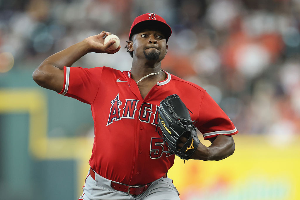 股票觀察：2026 年美國職棒大聯盟 (MLB) 漲幅最大和跌幅最大的股票