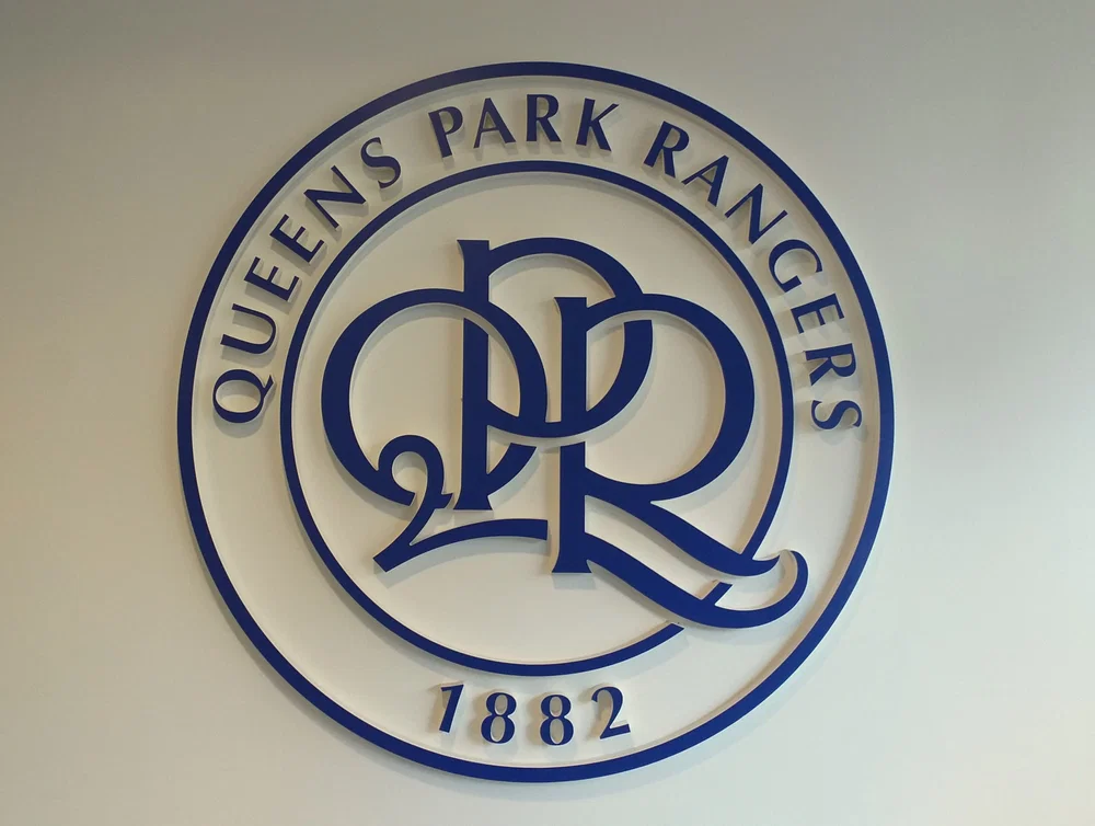 QPR 面临失去 Julien Stéphan 的风险 – 冠军经理的 2 个可靠选择