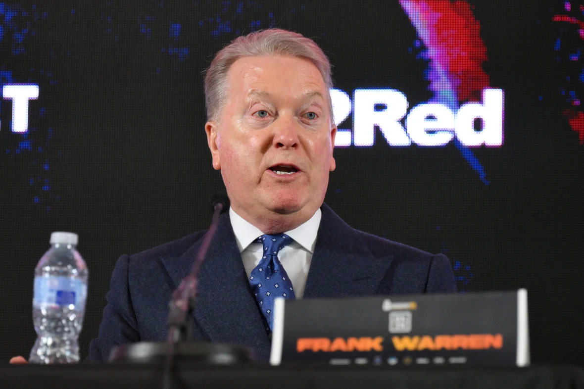 Frank Warren warns WBC over Oleksandr Usyk vs. Agit Kabyle fight