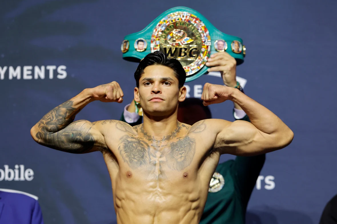 Benn calls WBC champ a “liability” ahead of Progress fight