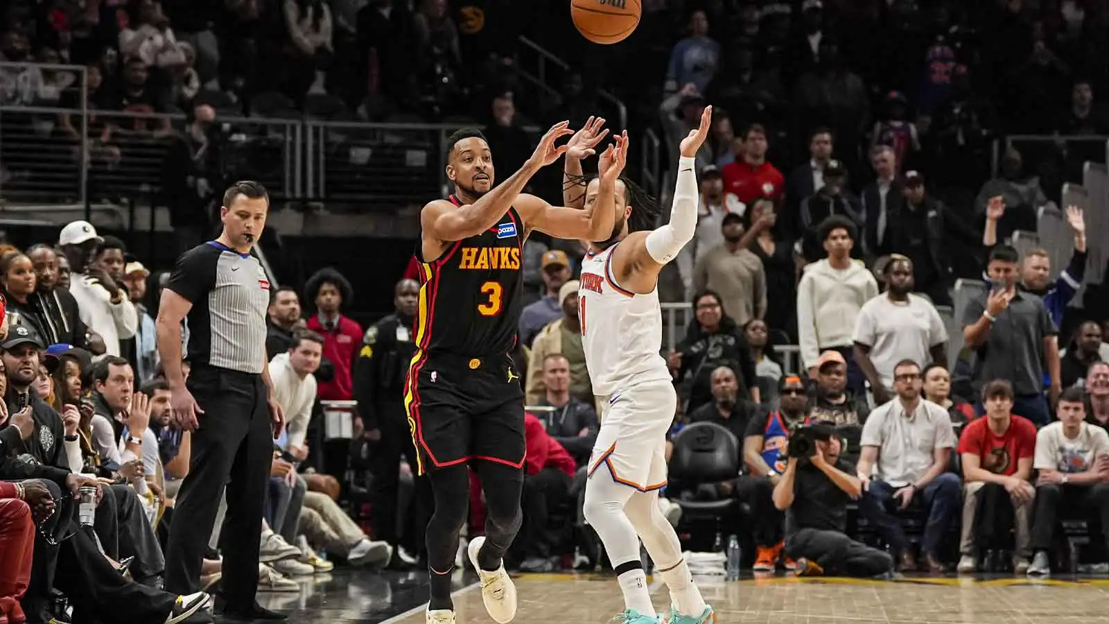 觀看 CJ 麥科勒姆 (CJ McCollum) 差點將尼克斯隊的比賽拖入加時賽