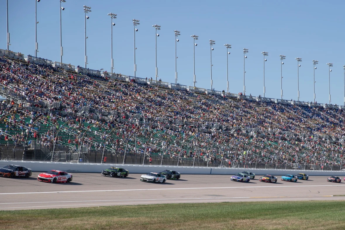 AdVentHealth 400 預測，包括比賽獲勝者