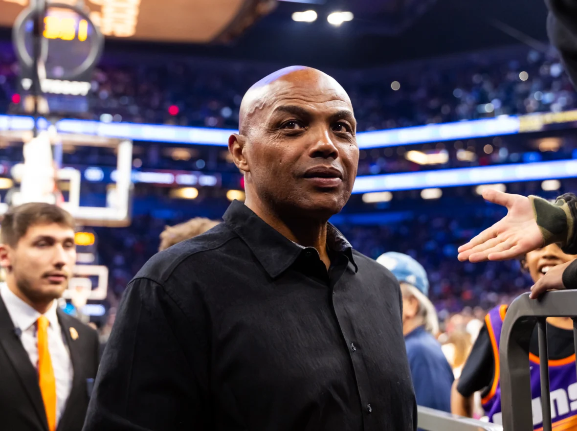 巴克利怒斥 NBA 球员抱怨 65 场比赛的门槛
