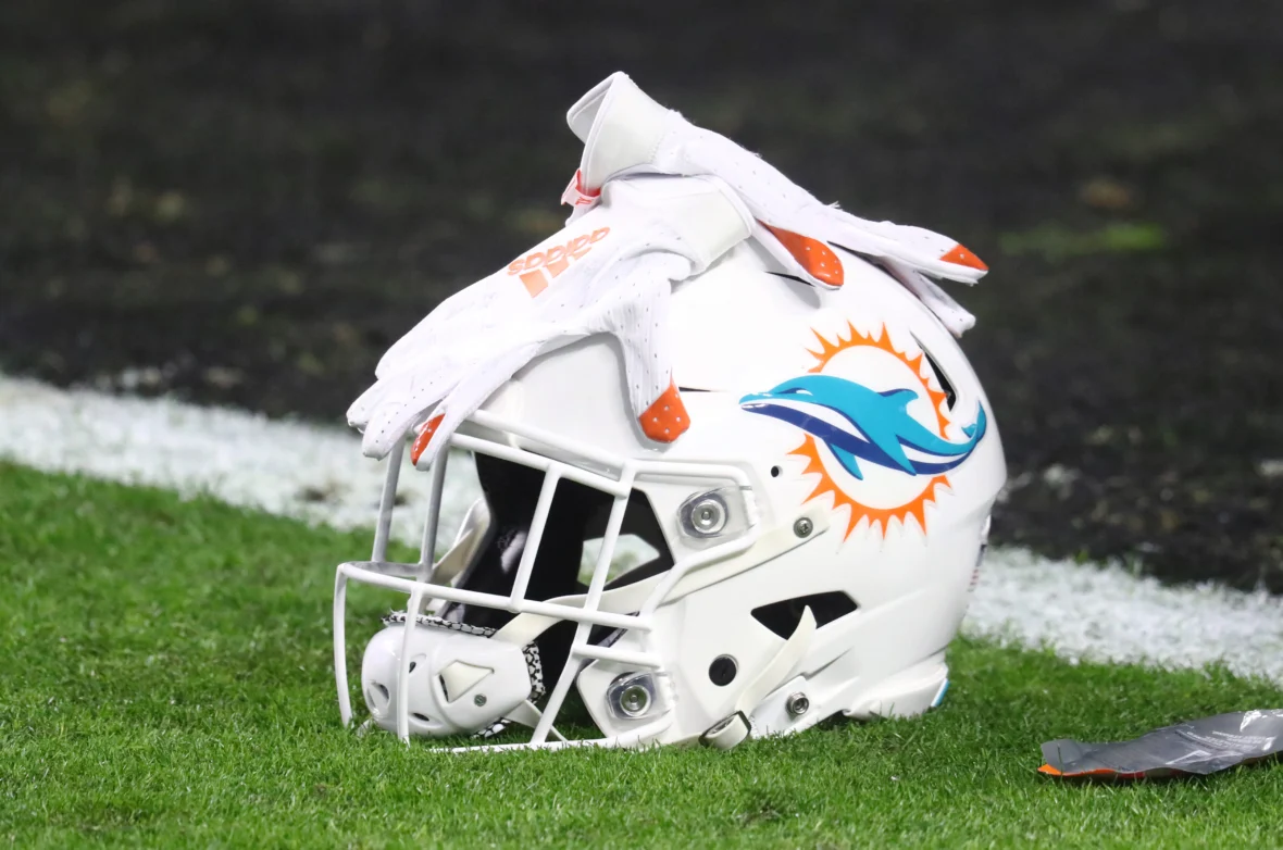 Miami Dolphins express interest in top free agent after NFL Draft