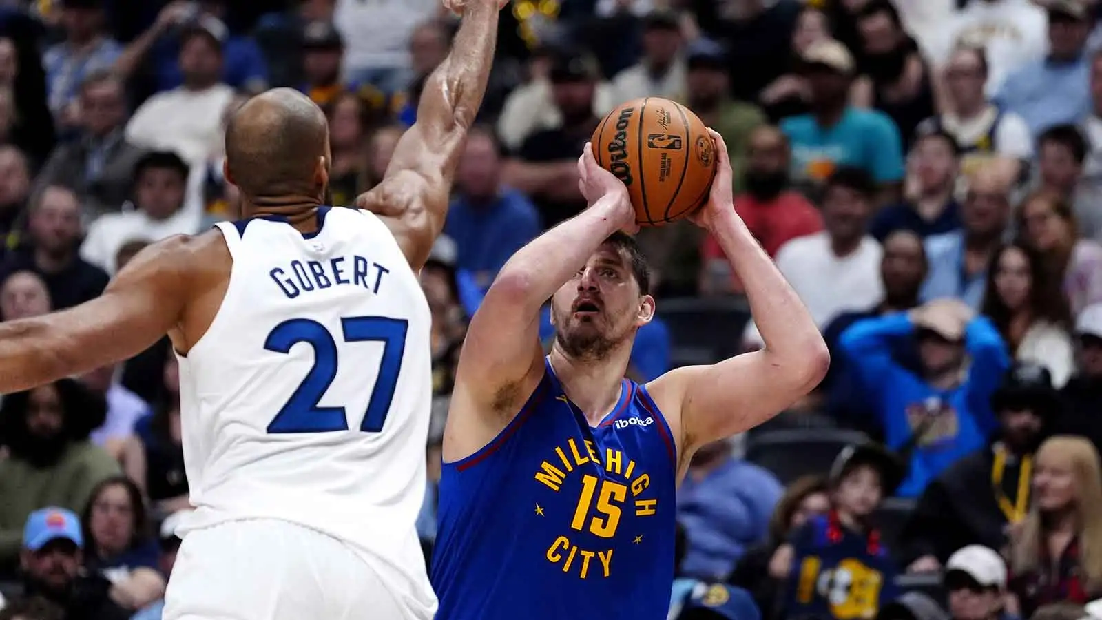 為什麼金塊隊會在 2026 年 NBA 季後賽中用 5 場比賽擊敗灰狼隊