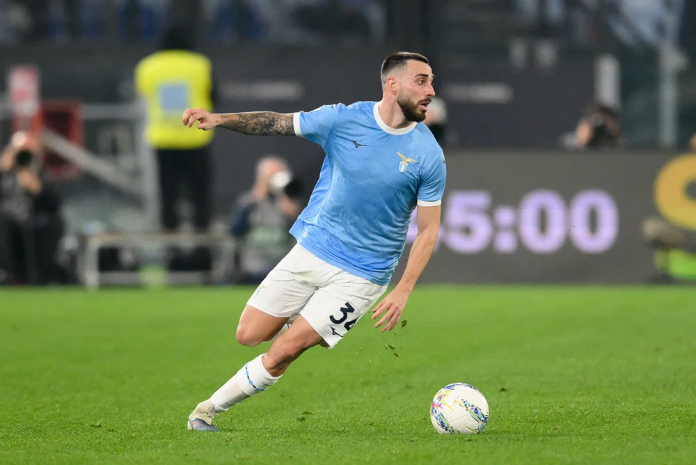 Mario Gila: There are clear signs that €30m Aston Villa offer would be acceptable