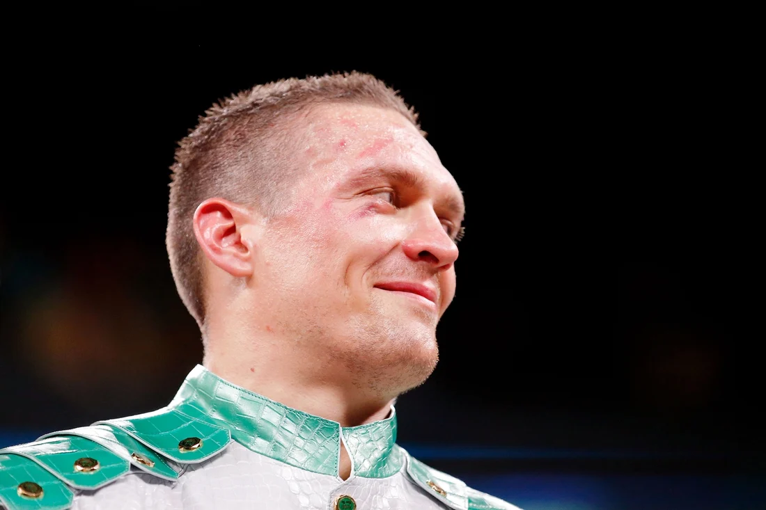 Oleksandr Usyk leaves upset after Daniel Dubois vs. Fabio Wardley heavyweight fight