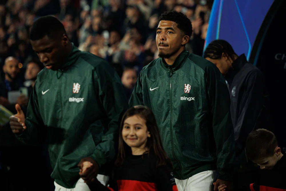 Agent makes offer to Chelsea player in very ambitious attempt – Blues want €30m
