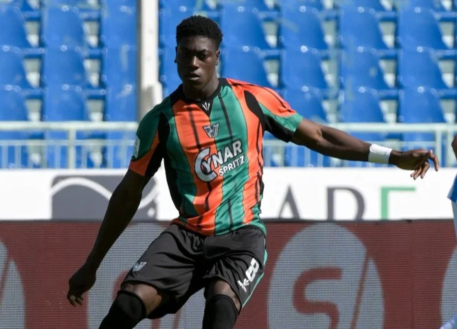 Newcastle and Everton join race for 10-goal midfielder – fee heading towards €20m