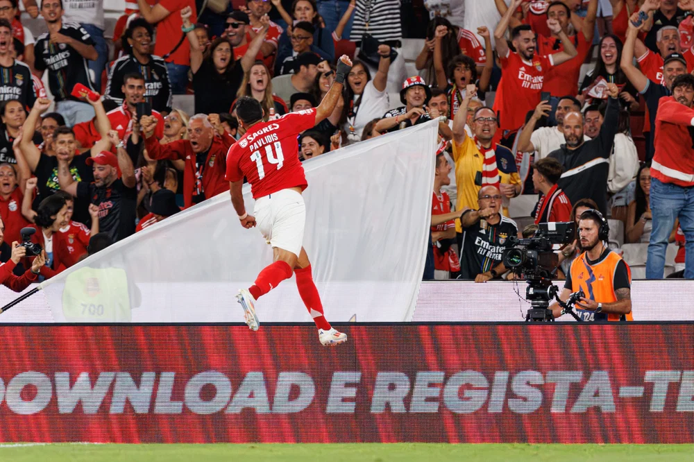 No formal offer for Benfica player as Tottenham and Aston Villa circle