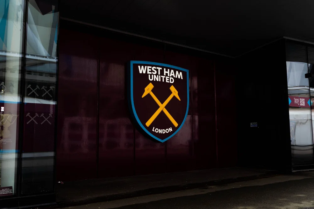 West Ham will let player leave for ‘low fee’ – no plans to use him now