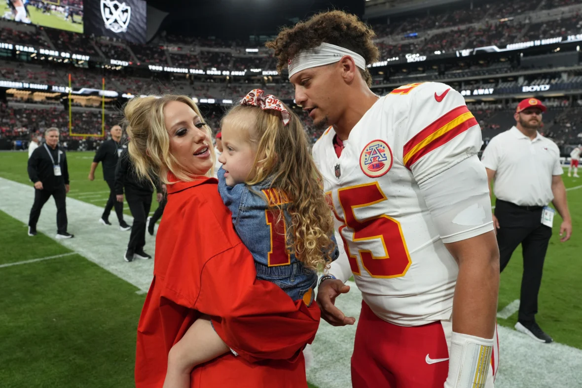 Brittany and Patrick Mahomes spend Mother’s Day with kids and Casey Current