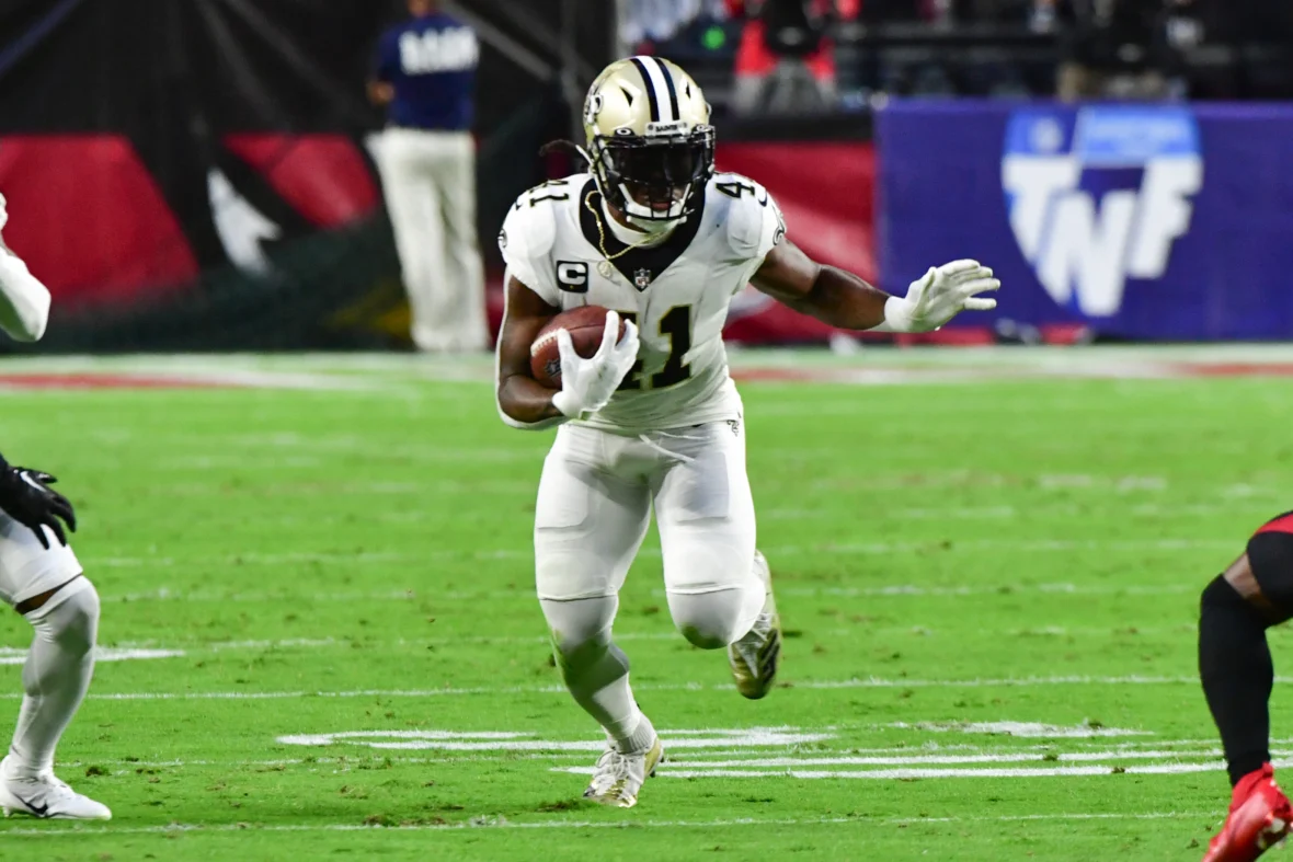 4 Alvin Kamara Landing Spots Before Training Camp