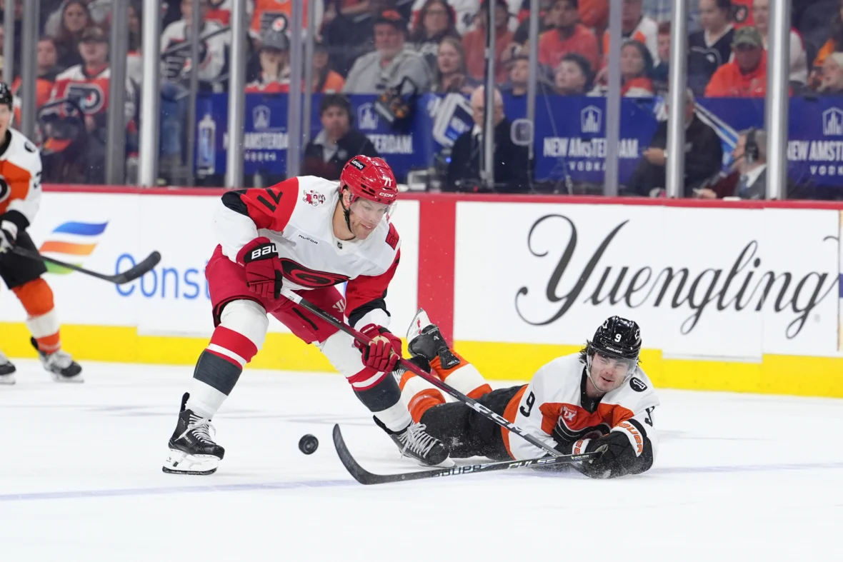 Hurricanes vs. Flyers: Round Two, Game 3