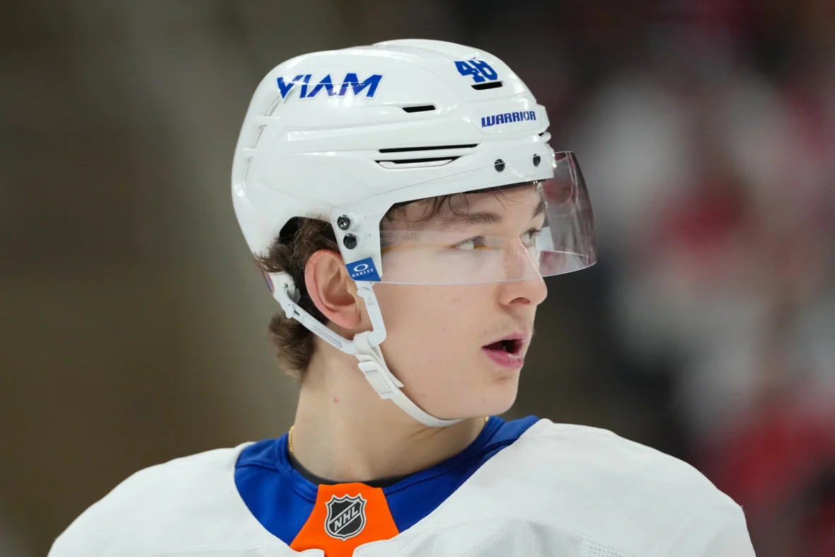 Islanders star rookie Schaefer receives prestigious honor