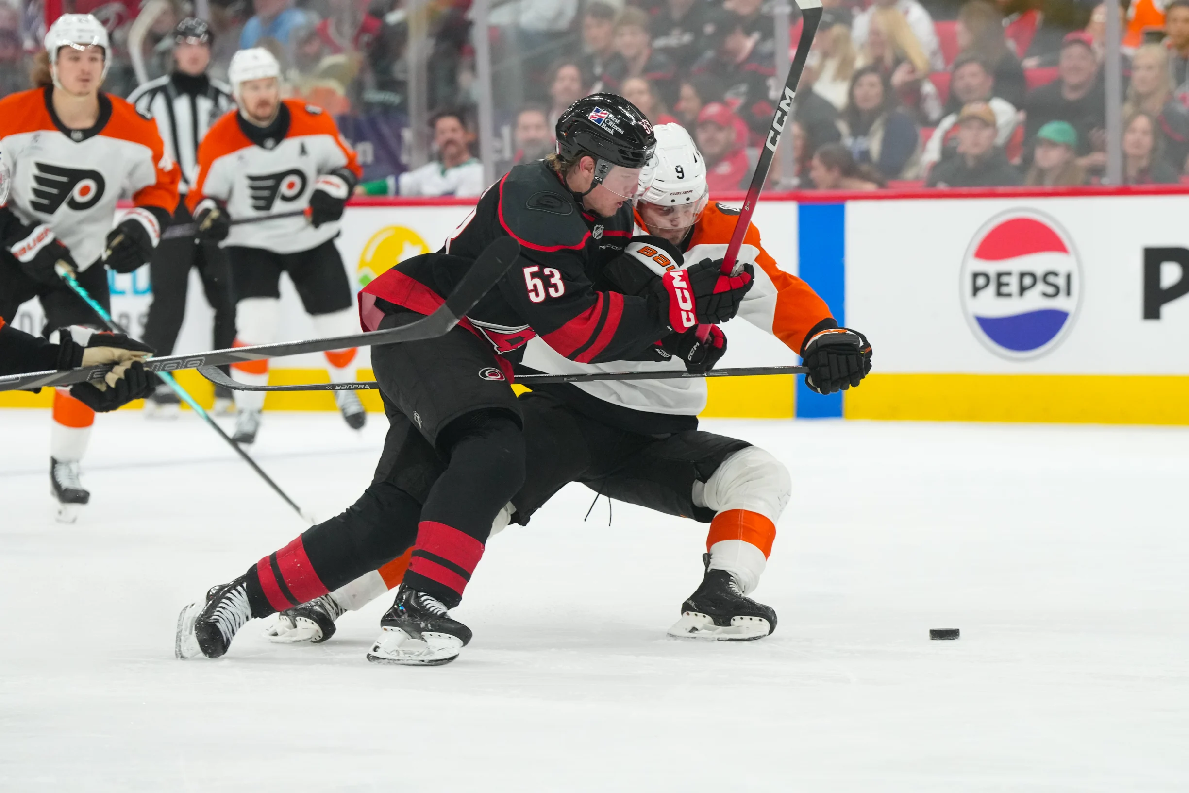 Hurricanes vs. Flyers: Round Two, Game 2