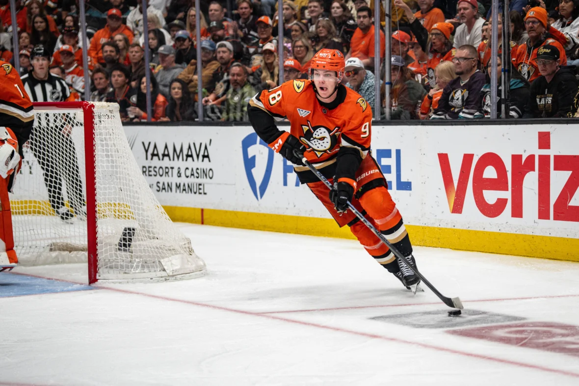 Anaheim evens series with 4-3 win over Vegas